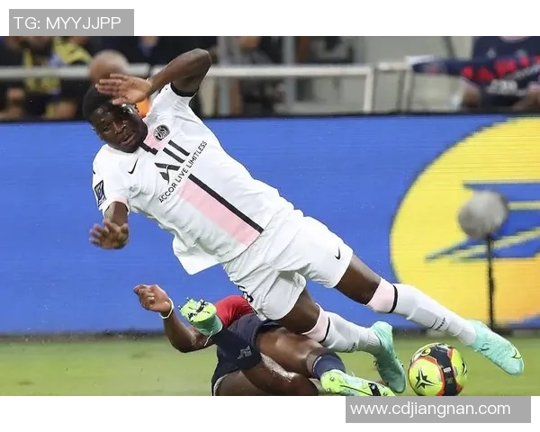 蒙彼利埃主场迎战巴黎圣曼激情四溢的足球盛宴即将开启